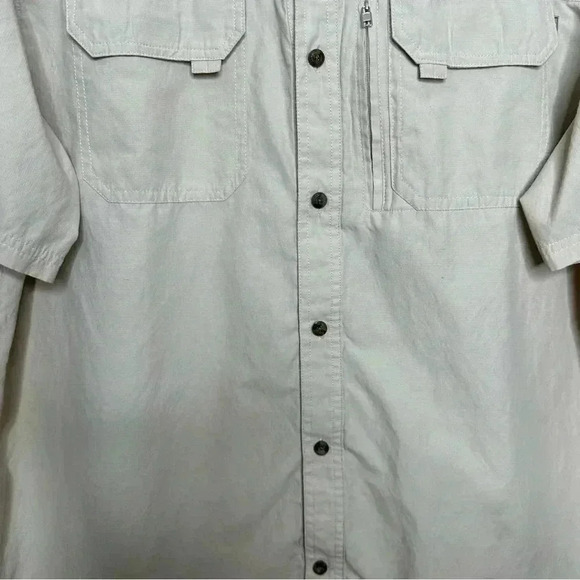 Field & Stream  Button Down Fishing Shirt Short Sleeved Cream Size Extra Large - Picture 5 of 16